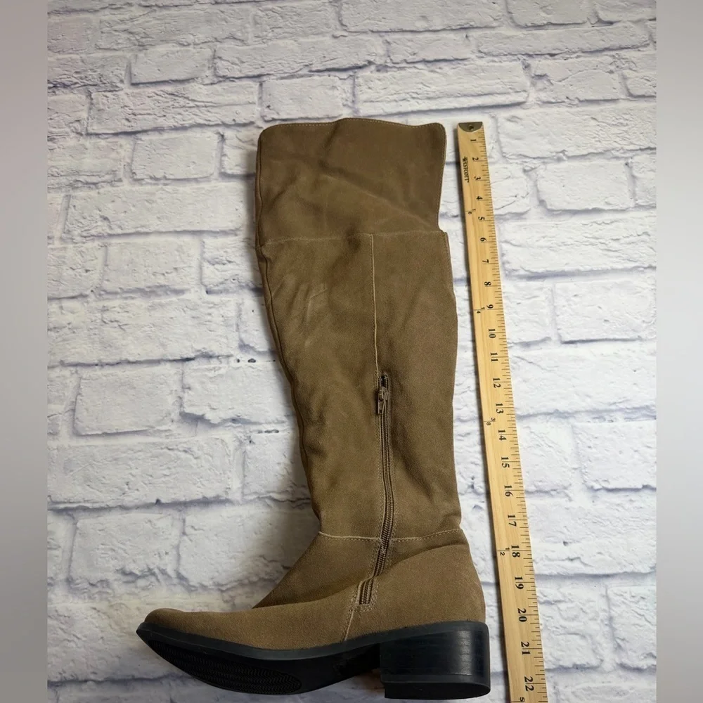 Sporto Felicia Tan Over the Knee Boots. Suede. Size 8.5